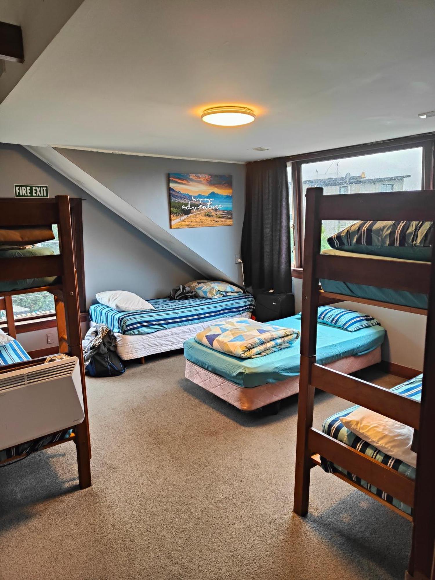 بيت شباب Manor House Backpackers ديوندين المظهر الخارجي الصورة